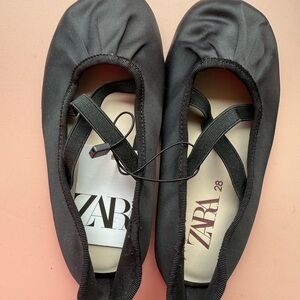 *New* Zara Girls Black Ballet Flats